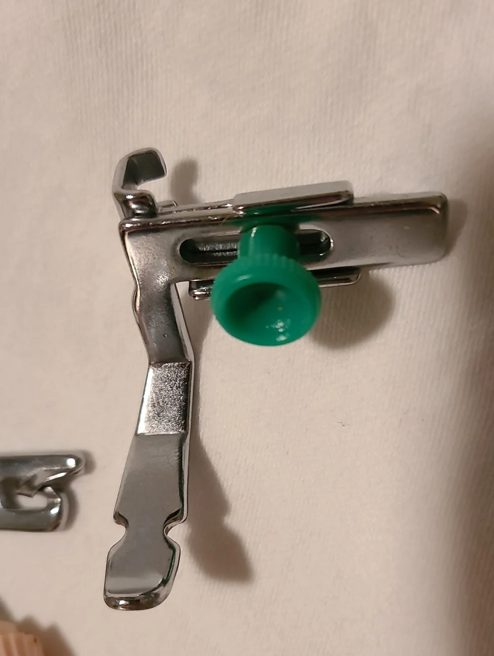 Singer Slant Shank Hemmer Foot, High Shank Presser Foot. Button Seam Guide